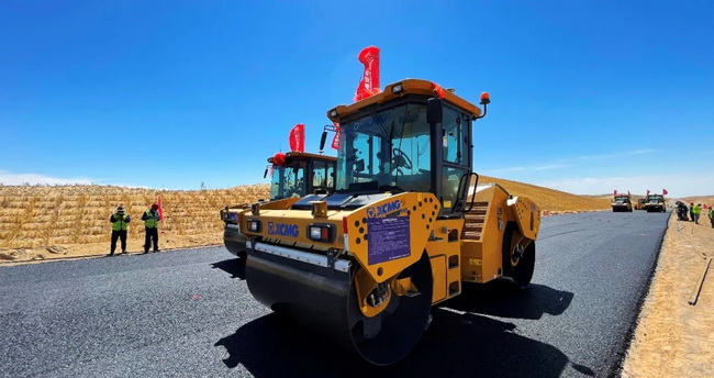 徐工XD133S双钢轮压路机高频压实 徐工XD133S双钢轮压路机高频压实