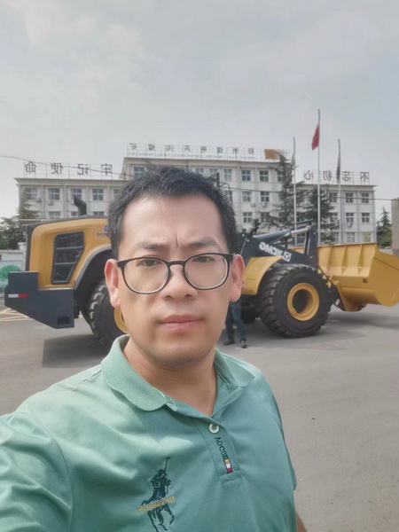 开云徐工装载机销售经理