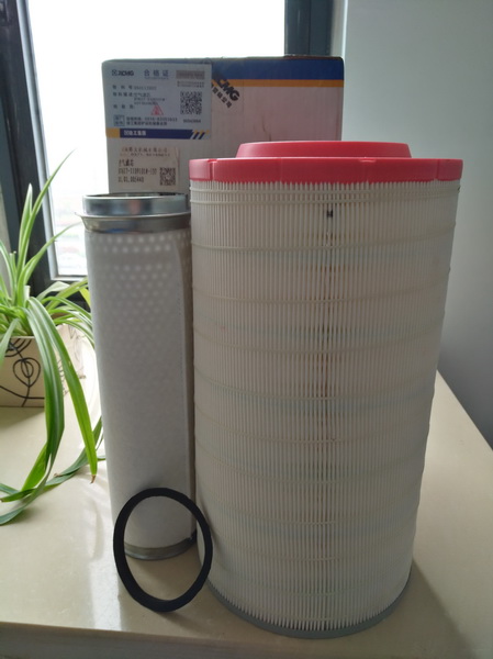 徐工30铲车空气滤芯
